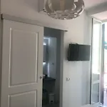 Mercato Rooms