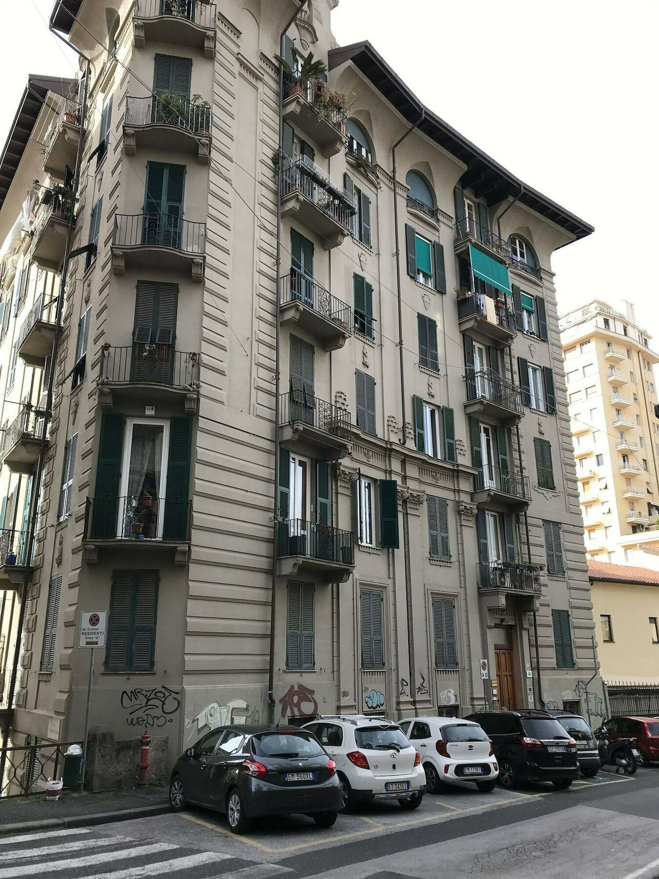 Mercato Villa *